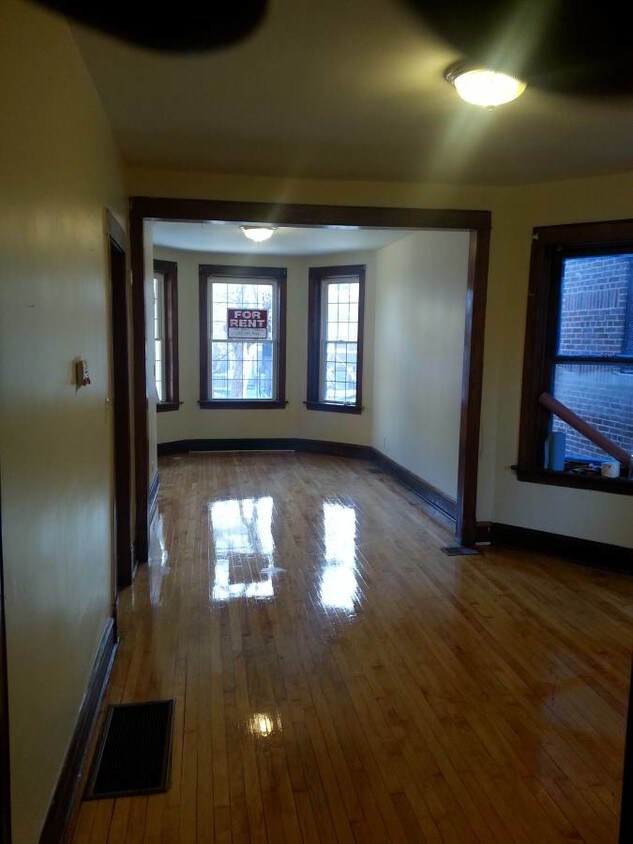 515 N Ridgeway Ave, Chicago, IL 60624 Apartments in Chicago, IL