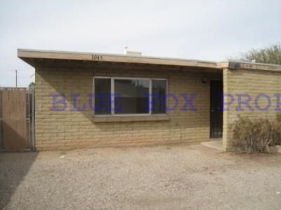 Primary Photo - 3045 N Euclid Ave