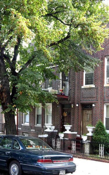 Primary Photo - 922 44th St