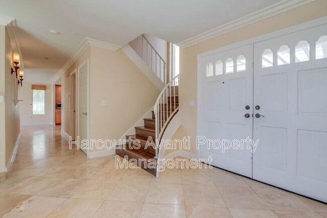 Building Photo - 1750 Burgundy Rd