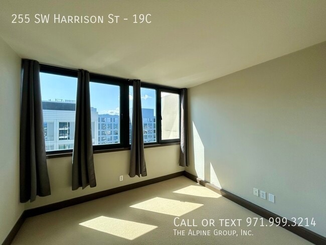 Photo - 255 SW Harrison St Apartment