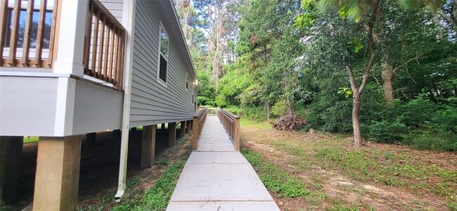Building Photo - 325 Cemetery Rd
