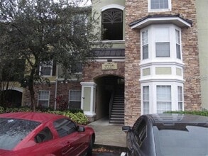 Building Photo - 9916 Courtney Palms Blvd