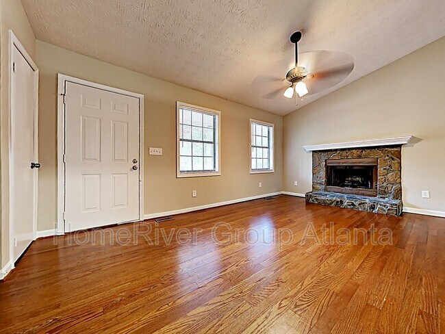 Building Photo - 302 Kings Hill Ct