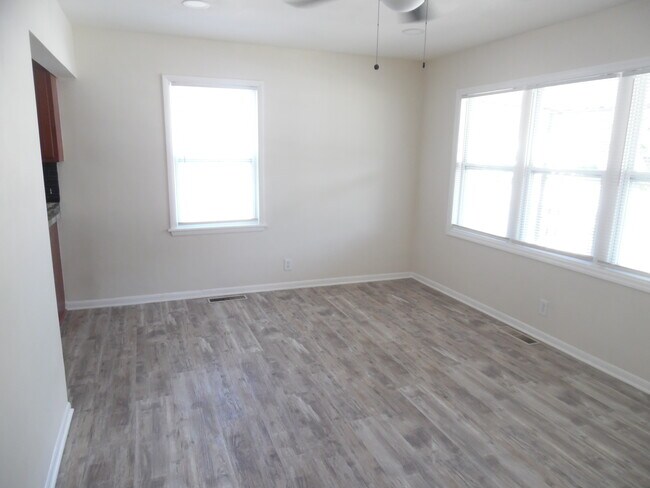 Foto del edificio - 1573 Biscayne Dr