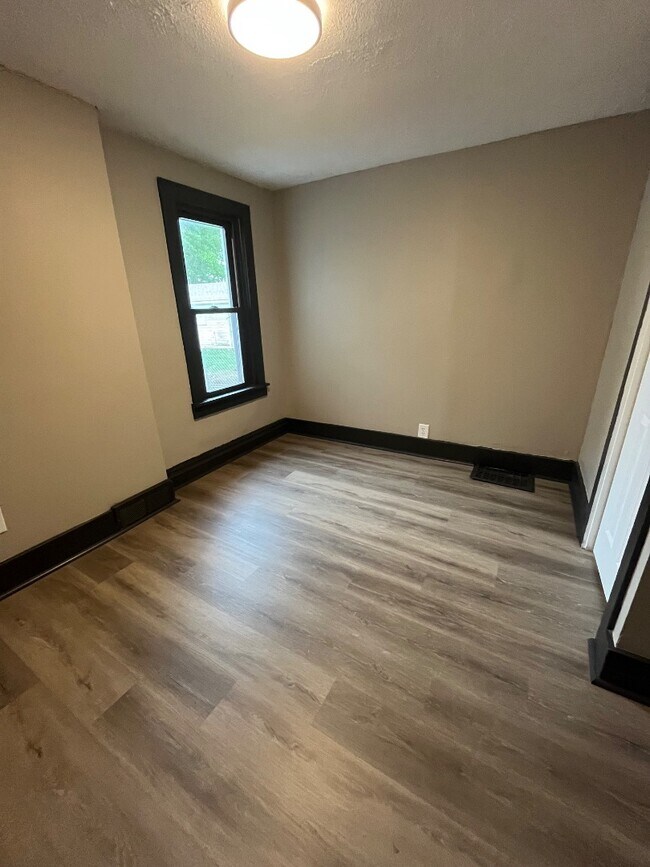 Foto del edificio - 924 16th Ave