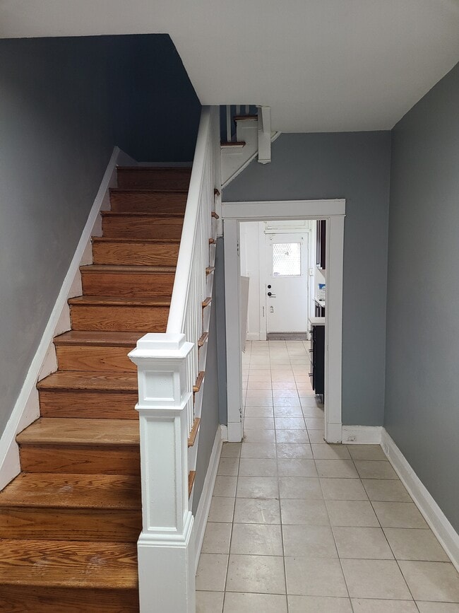 Photo - 531 Willow Ave House