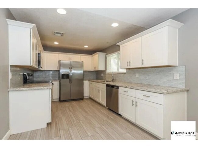 Foto del edificio - 8422 E Hubbell St