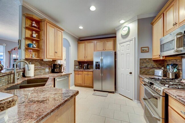 Building Photo - 1309 Modena Dr