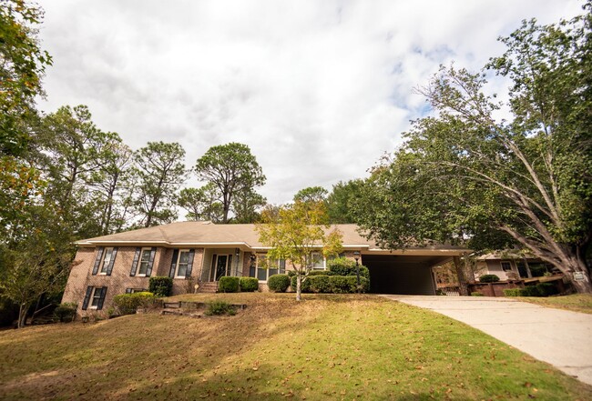 Building Photo - 7007 Dorsey Dr
