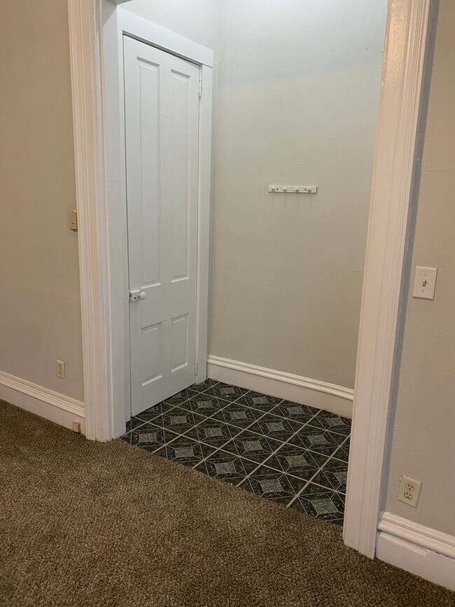 Foto del edificio - 212 Tinkler St