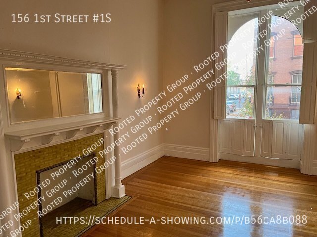 Primary Photo - Magnificent 2 Bedroom in Washington Park N...