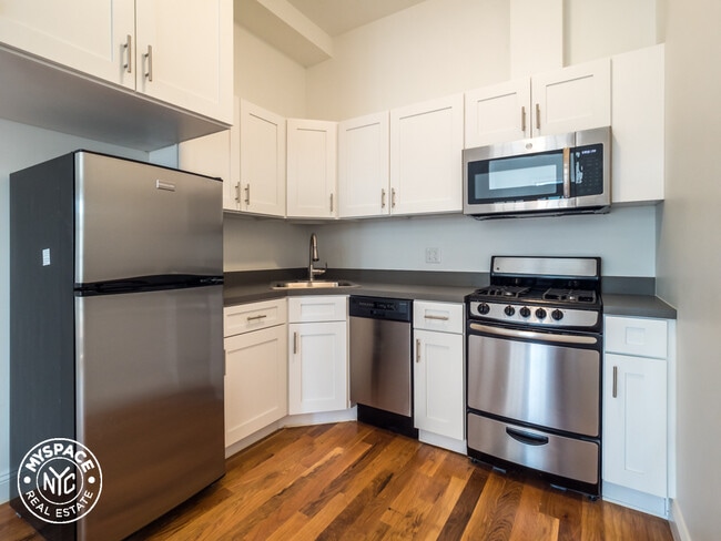 Foto del edificio - 287 Wyckoff Ave