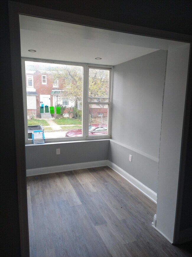 Building Photo - 3407 St Ambrose Ave