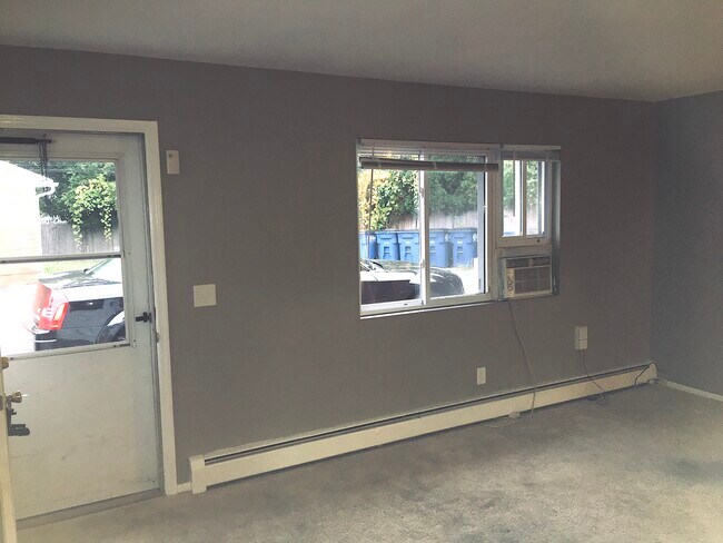 Foto del edificio - 3233 Dorian Ct