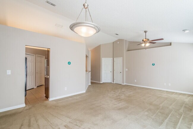 Building Photo - 13240 Milhouse Way