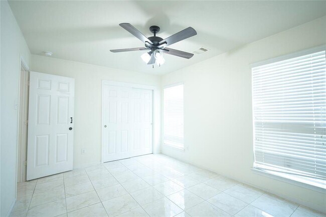 Building Photo - 20803 Natural Way