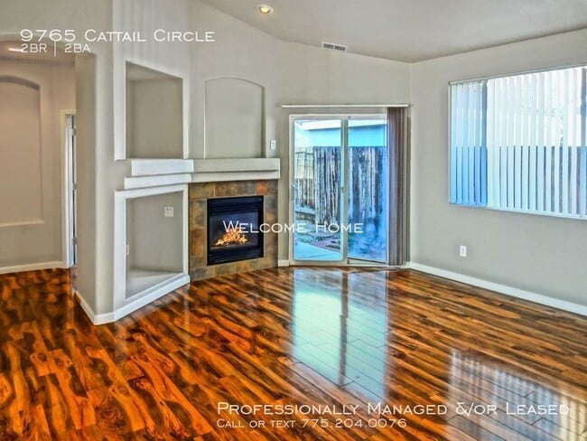 Foto del edificio - 9765 Cattail Cir