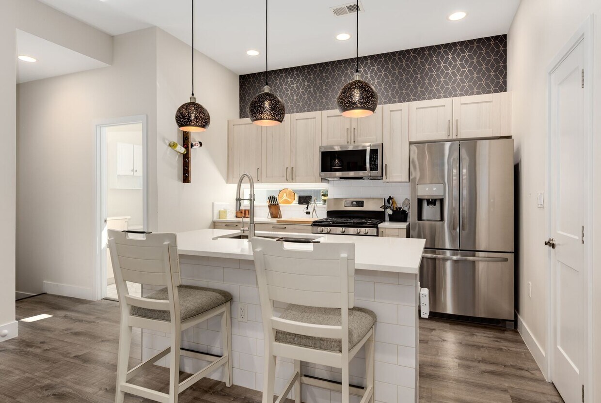 Primary Photo - Amazing Denver Furnished 2 bedroom rental