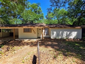 Building Photo - 2602 N Red Cedar Cir