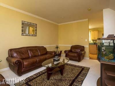Building Photo - 3 br, 2.5 bath Townhome - 625 Kirkcaldy Way