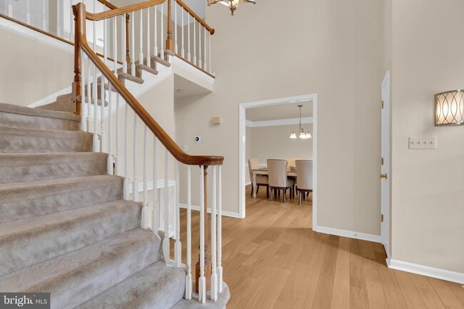 Photo - 7707 Lake Glen Drive Unit House