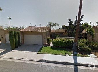 Foto principal - 244 S San Dimas Canyon Rd