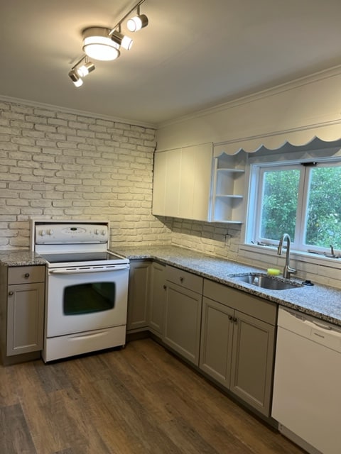 Building Photo - 58 Owego St
