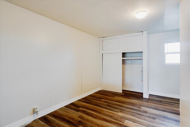 Foto del edificio - 1 E 3rd St