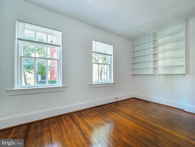 Foto del edificio - 2908 Q St NW