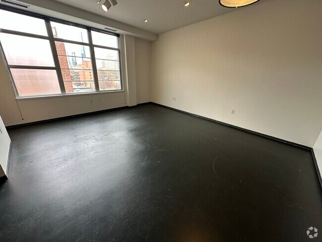 Building Photo - 147 E Berkeley St