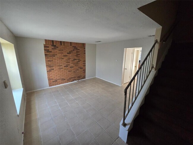 Foto del edificio - 7045 Chasewood Dr