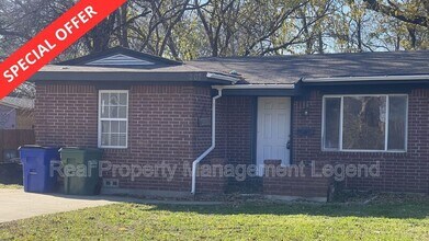 Building Photo - 307 Depot St