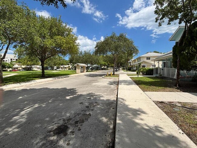 Foto del edificio - 400 NW 19th Terrace