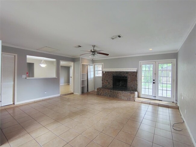 Building Photo - 11926 Rhinebeck Dr