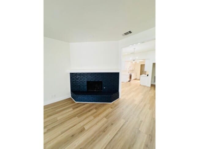Photo - 9215 Highedge Cir House