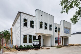 Building Photo - 7713 Rainbow Cl