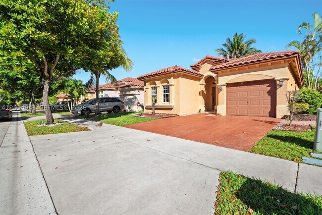 Building Photo - 12870 SW 53rd St