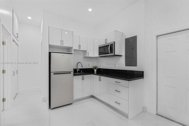 Foto del edificio - 9831 SW 213th St