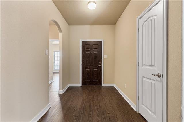 Building Photo - 713 Oakmont Dr