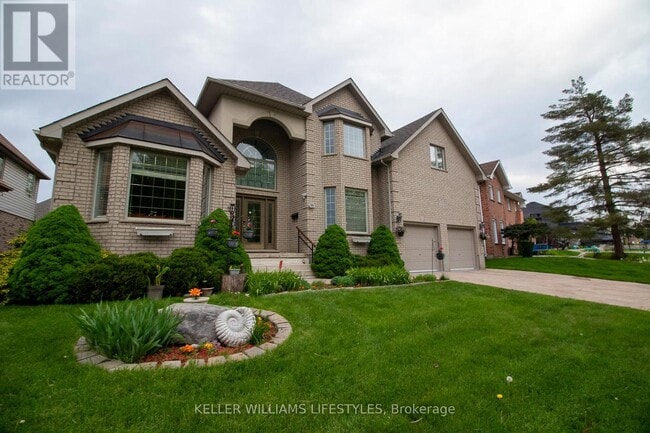 Building Photo - 206 Ambleside Dr