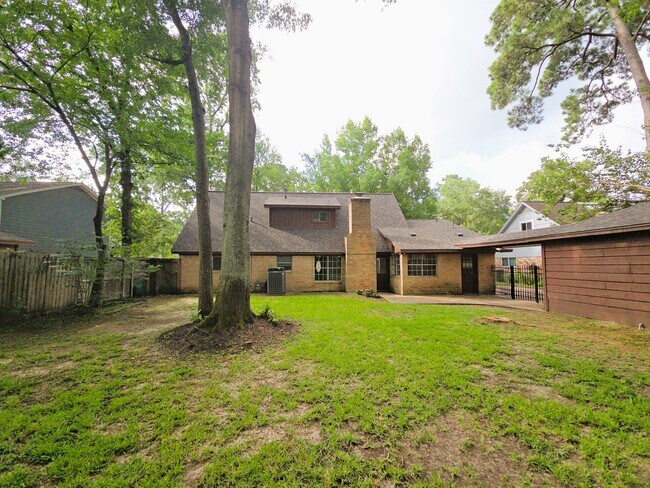 Foto del edificio - 12702 Ravensway Dr