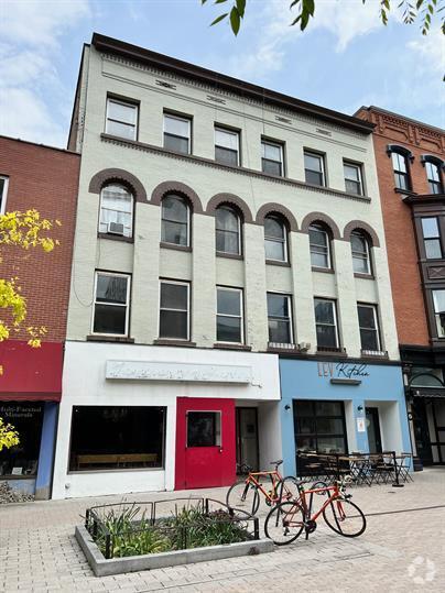 Building Photo - 220 E State St