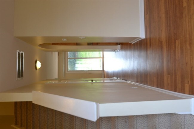 Foto del edificio - 7499 Bluff Point Ln