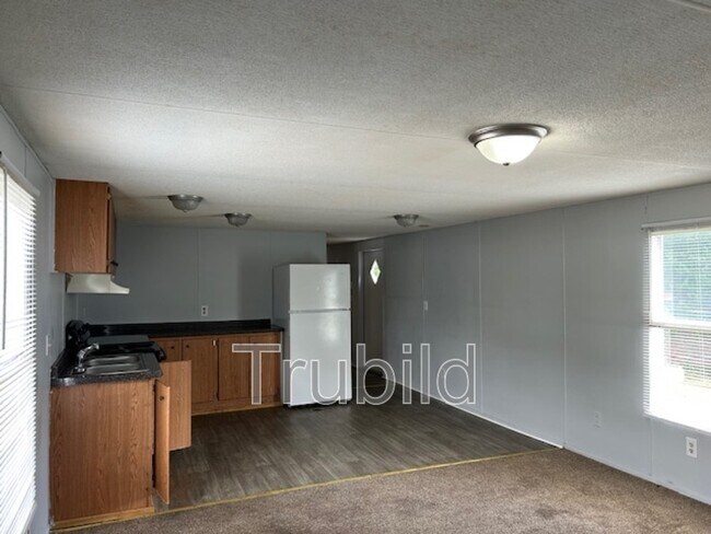 Foto del edificio - 12002 SC-64