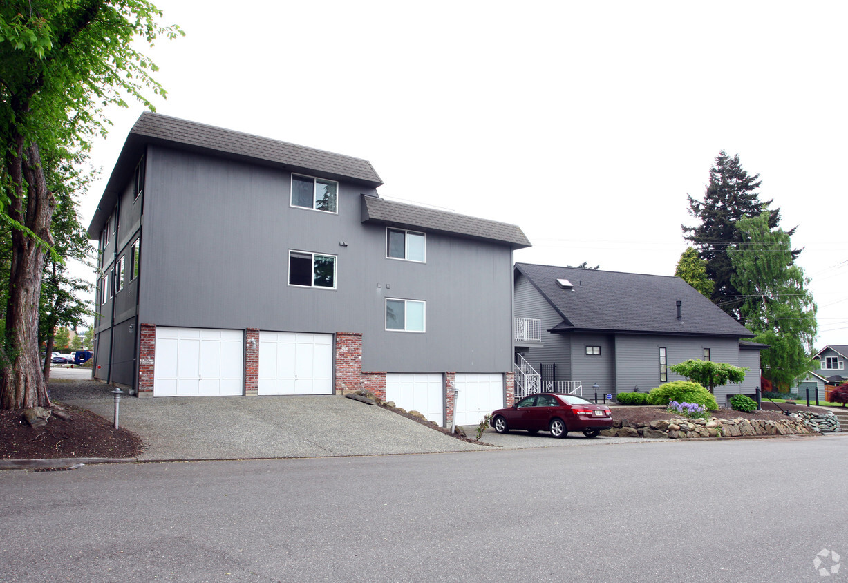 Building Photo - 505 Edmonds St