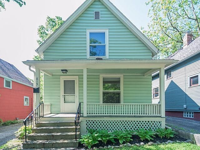 House - 815 Murray Ct