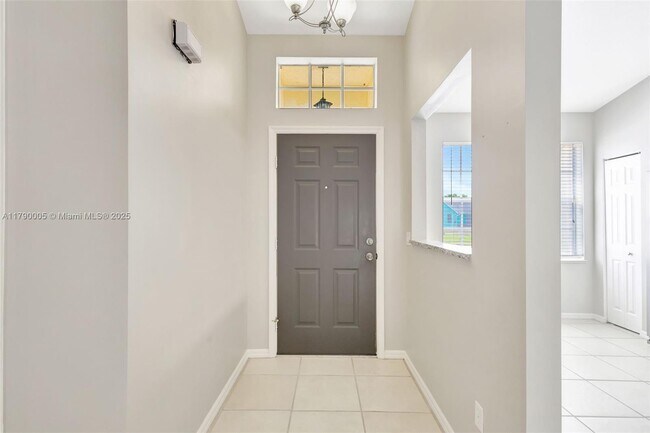 Foto del edificio - 665 NE Horizon Ln