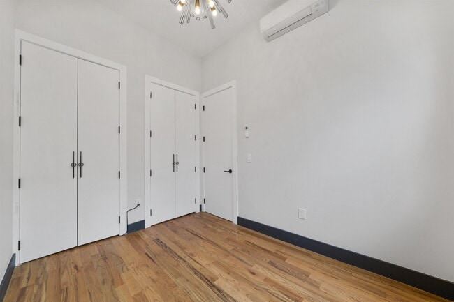 Building Photo - 604 Palisade Ave