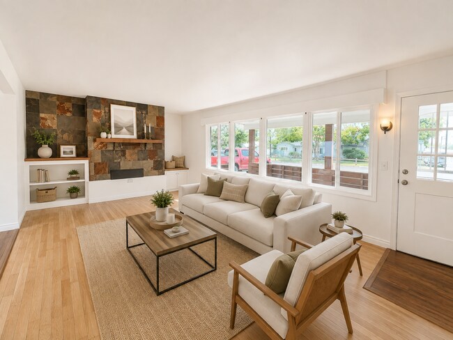 Foto del edificio - 12924 E 8th Ave